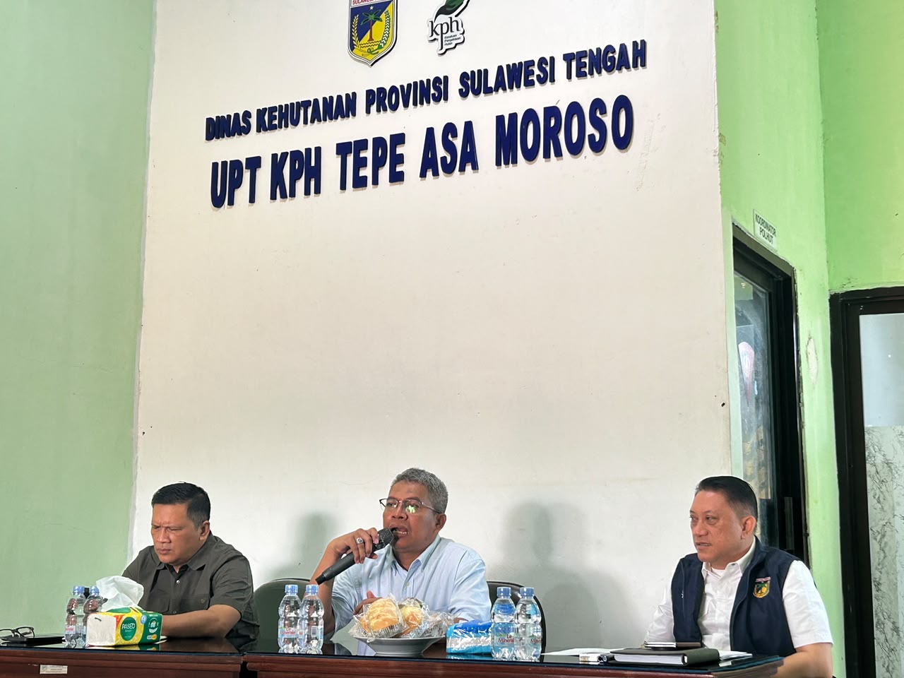 Rapat Koordinasi KPH Tepo Asa Aroa dan KPH Tepe Asa Moroso Dipimpin Kepala Dinas Kehutanan Provinsi Sulawesi Tengah